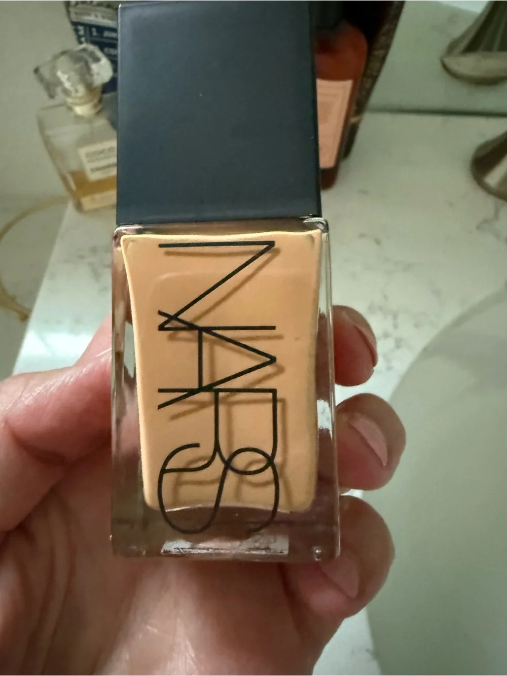 NARS Sheer Glow Foundation - Aruba